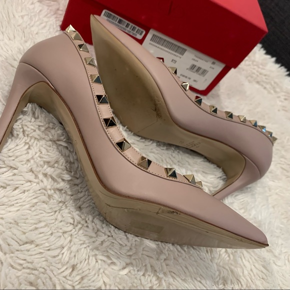 Valentino Garavani Rockstud Pumps 💕 Heels - Picture 14 of 15